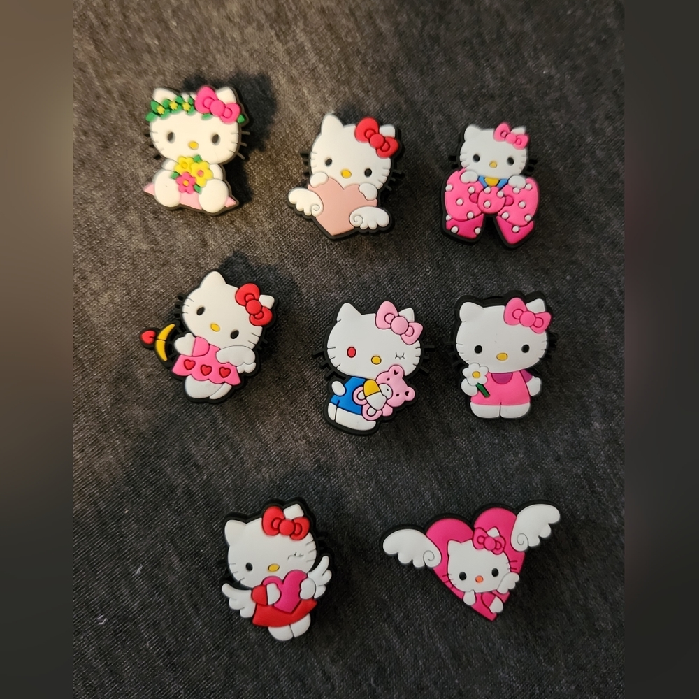 Lot of 8 Croc Charms